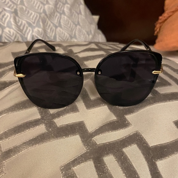 Louis Vuitton Accessories - LV Black Sunglasses with Gold Detail